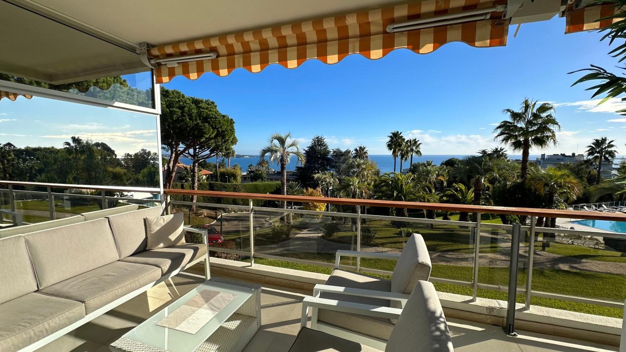 Appartement 2 Chambres Vue Mer Panoramique, Proche Croisette Cannes Vallauris Exterior photo