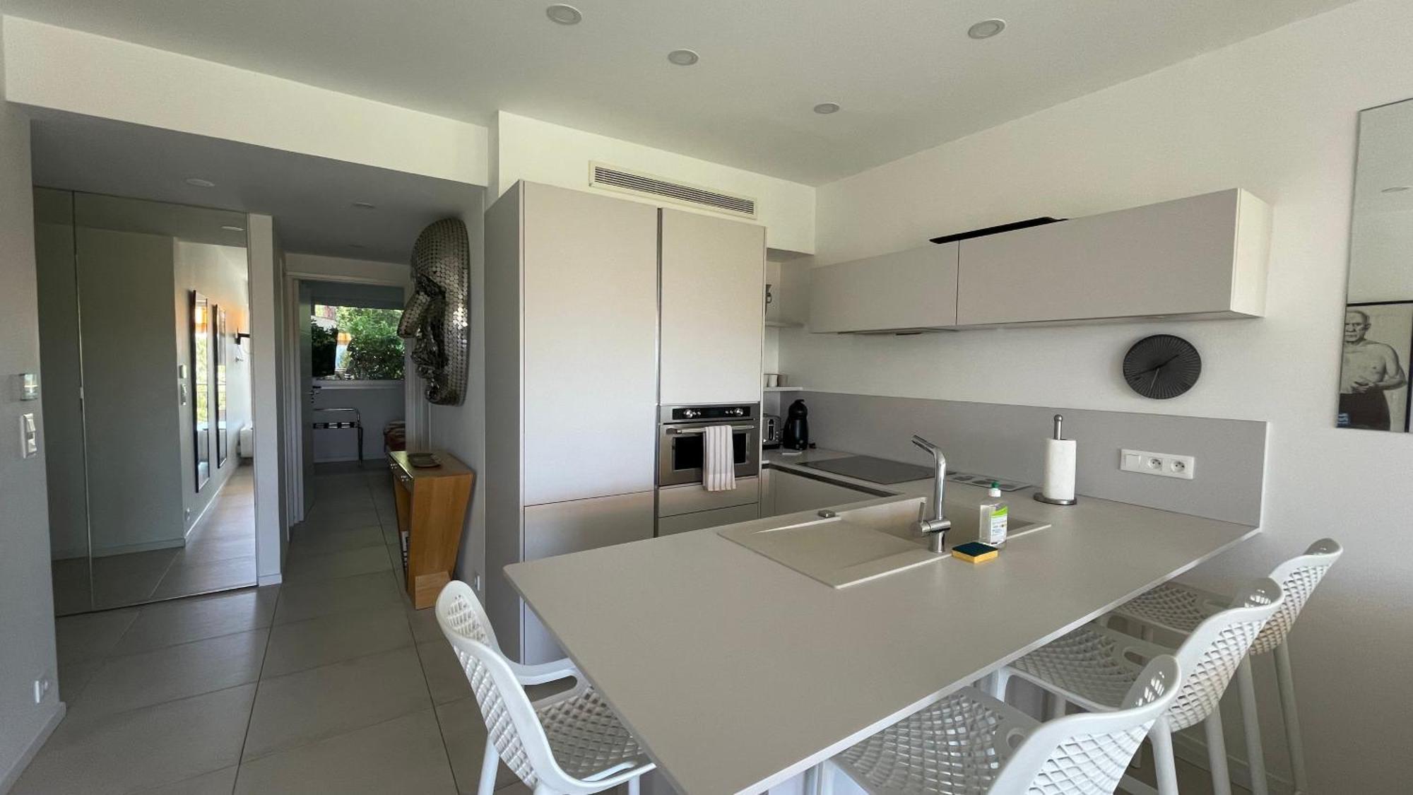 Appartement 2 Chambres Vue Mer Panoramique, Proche Croisette Cannes Vallauris Exterior photo